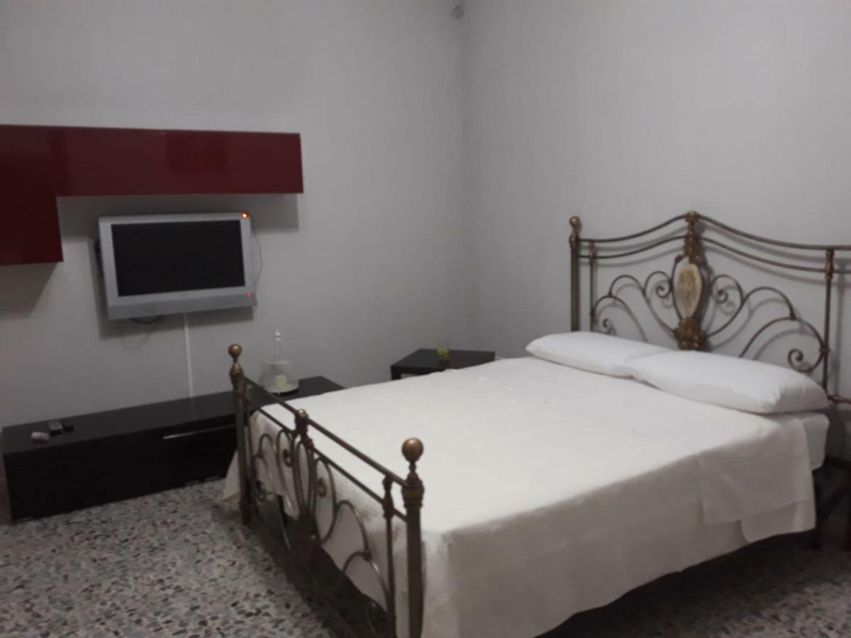 Apartmán La Casa Del Re Borbone Neapol Exteriér fotografie