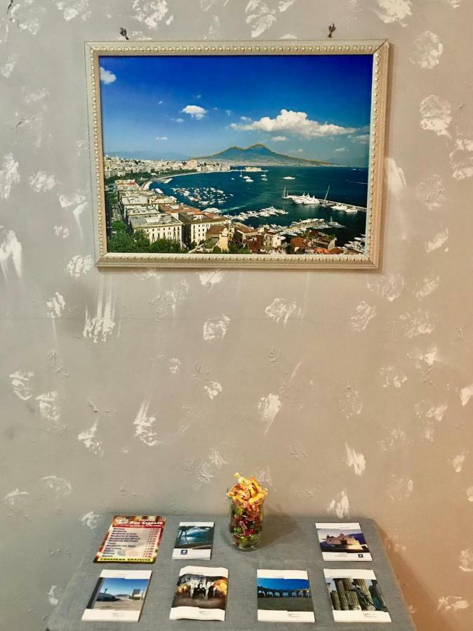 Apartmán La Casa Del Re Borbone Neapol Exteriér fotografie